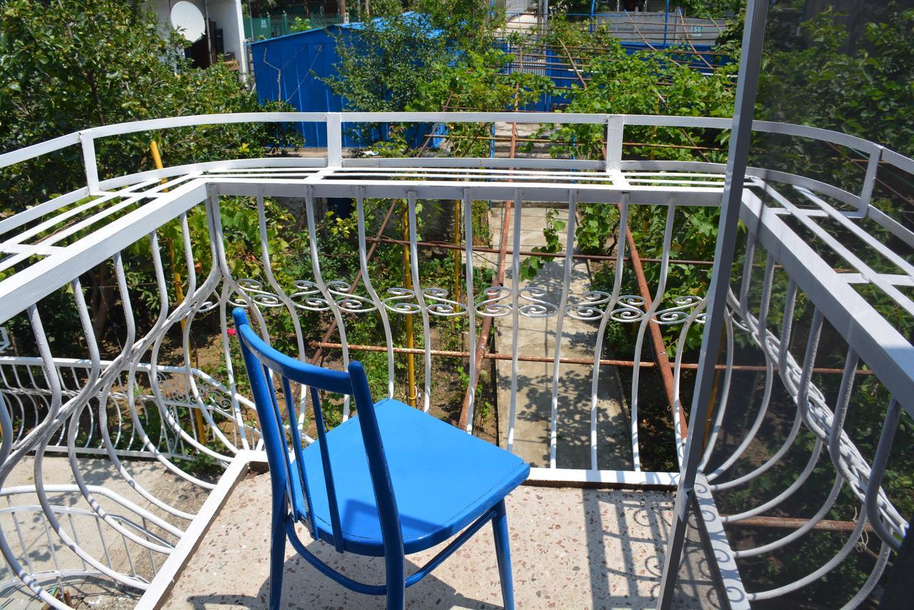 Friends House Hotel Kutaiszi Kültér fotó